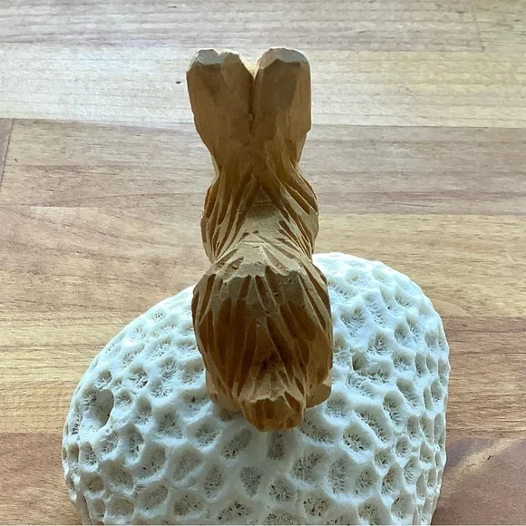 SOLD - Vintage Handcarved Wooden Dog - Picture 4 of 6